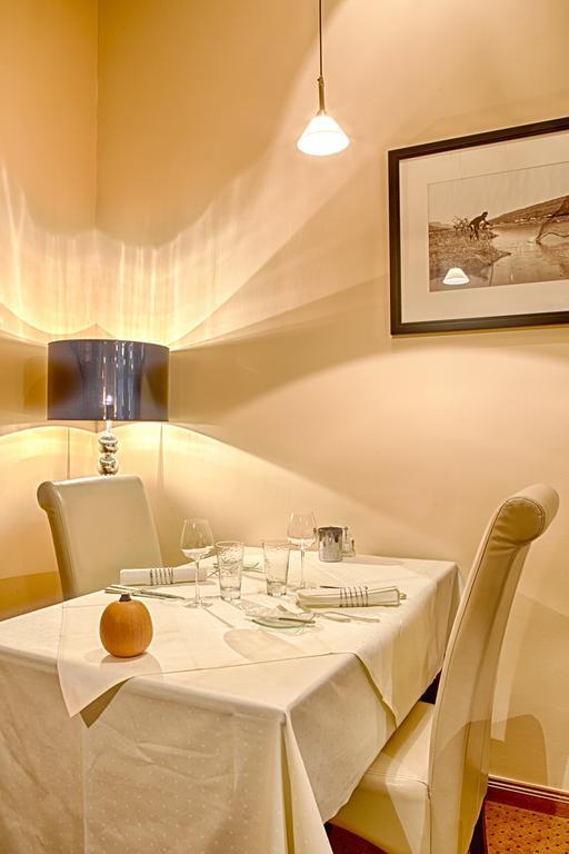 Hotel Restaurant "Le Strasbourg" Bitche Kültér fotó